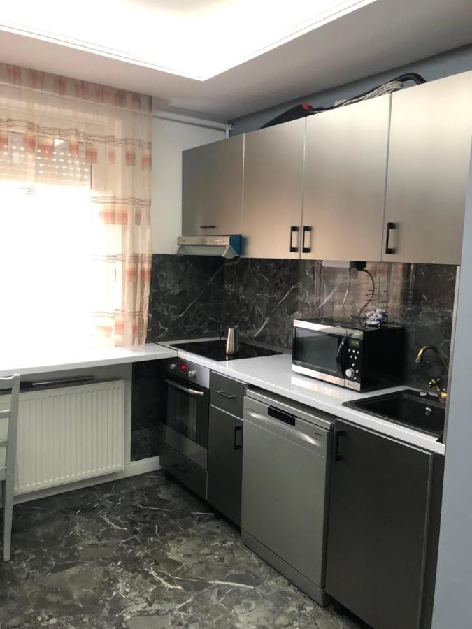 Bezso Apartman Hajduszoboszlo Luaran gambar